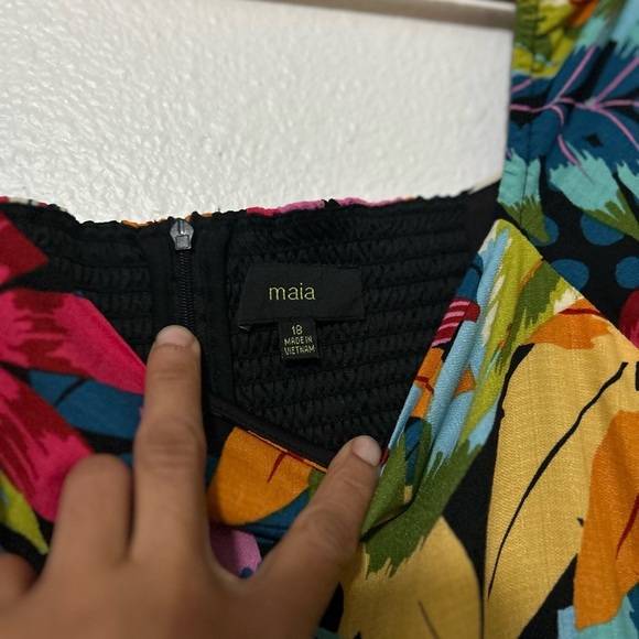 Maia Tropical Print Square Neck Short Puff Sleeve Midi Dress size 18 - Picture 4 of 6